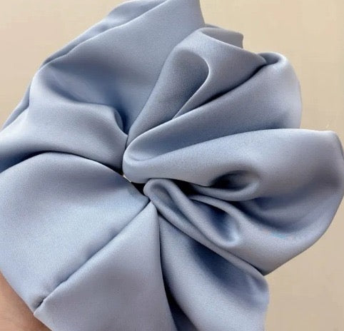 Silk scrunchie